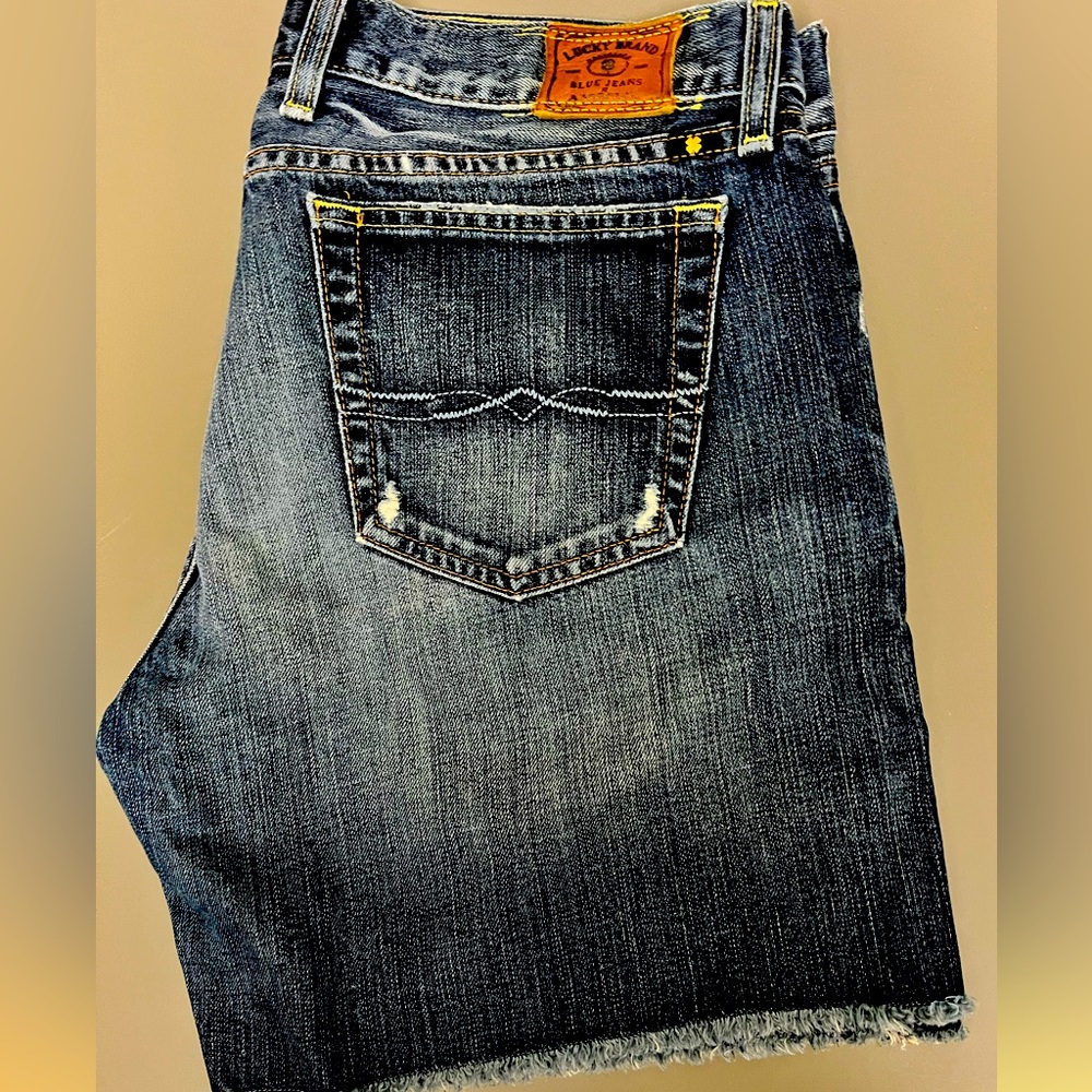 LUCKY brand jeans denim shorts sz 8 29